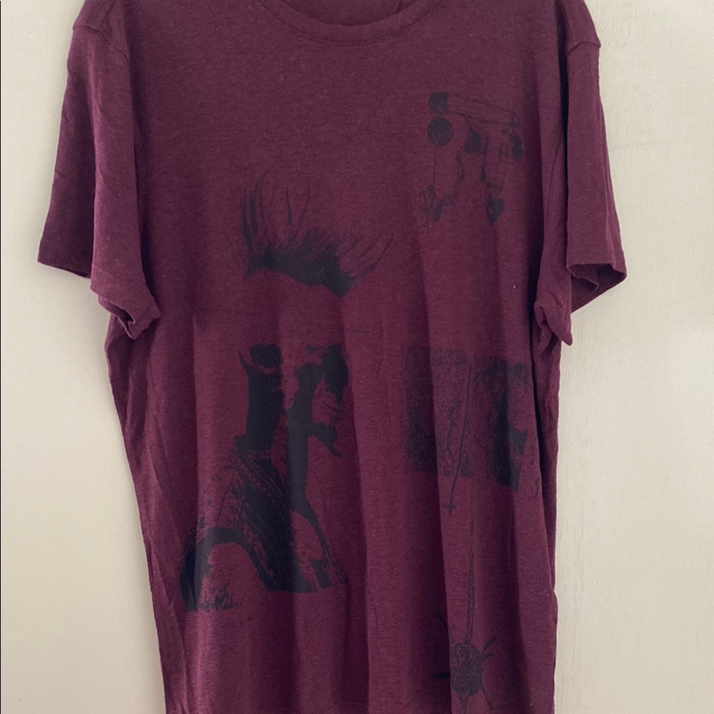 John Varvatos S/S Tee Men’s Sz Large Plum